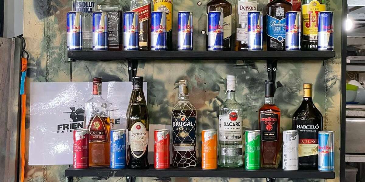 Bebidas alcohólicas (+18) en Friendlyfire Paintball Sevilla.